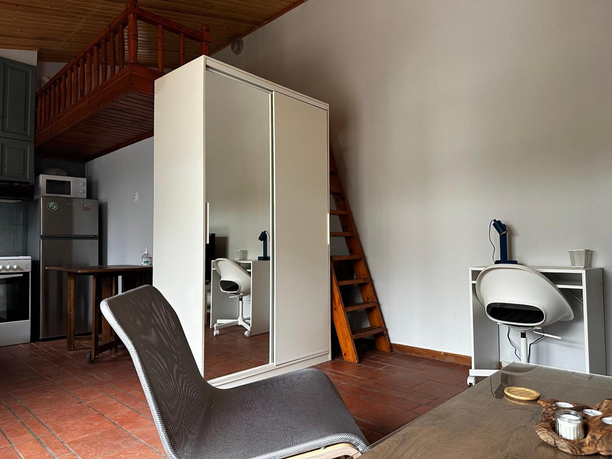 Апартаменты Antonis'S Garden House Афины Экстерьер фото