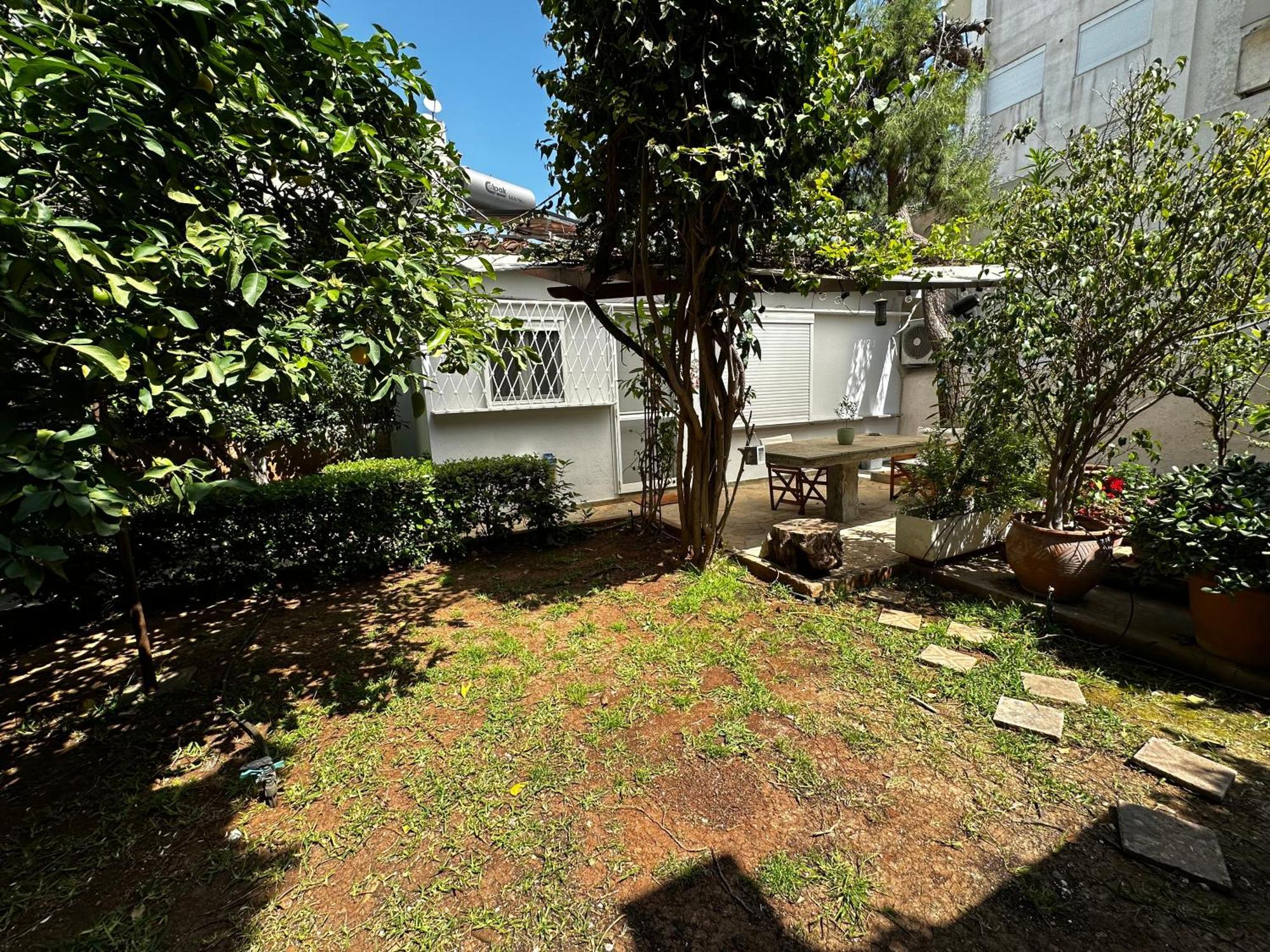 Апартаменты Antonis'S Garden House Афины Экстерьер фото